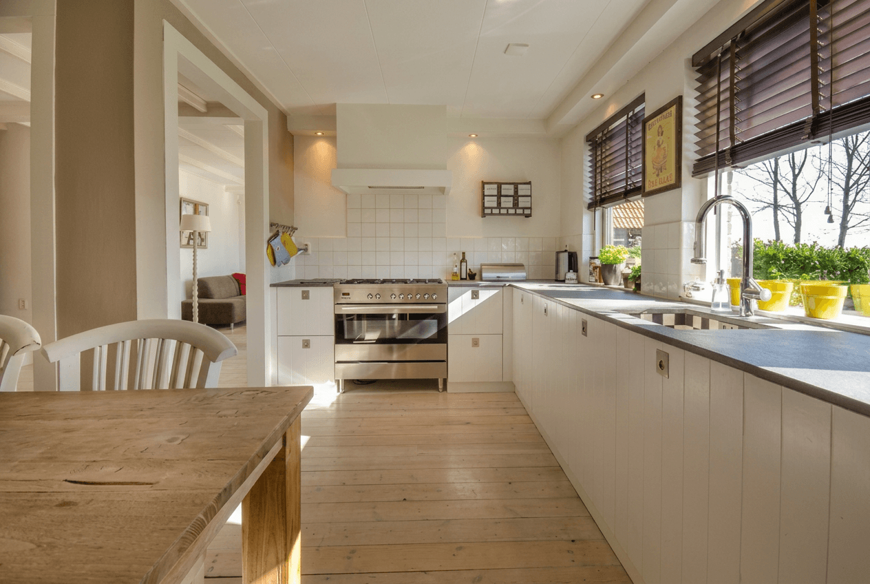 Sparkling clean Bristol rental property after a Hockett end of tenancy clean